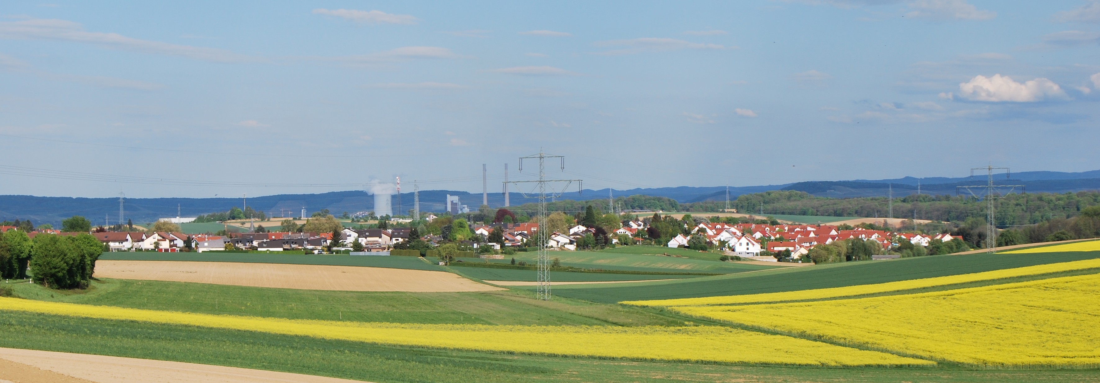 Kirchhausen aus Richtung Wasserreservoir